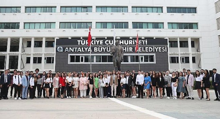 Antalya Büyükşehir gençler için Dypall Ağı’na üye oldu