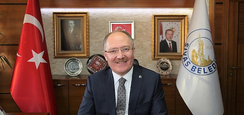 Sivas Belediye Başkanı Hilmi Bilgin’den Mevlid Kandili Mesajı