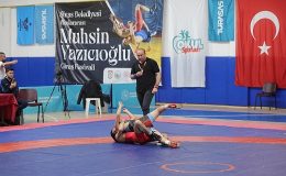 Sivas Belediyesi öncülüğünde düzenlenen “Uluslararası Muhsin Yazıcıoğlu Güreş Festivali" başladı